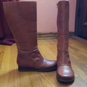 Brand New Bongo Boots